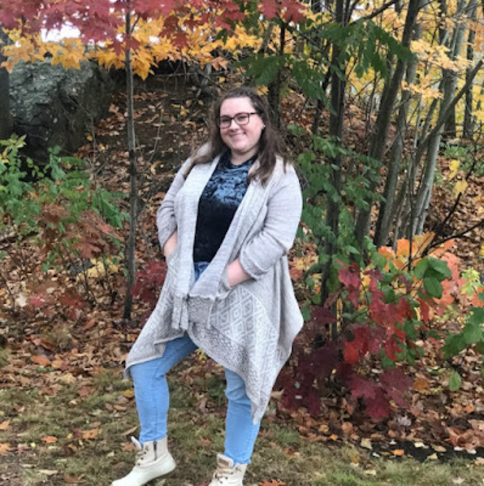 Meet your Posher, Elizabeth